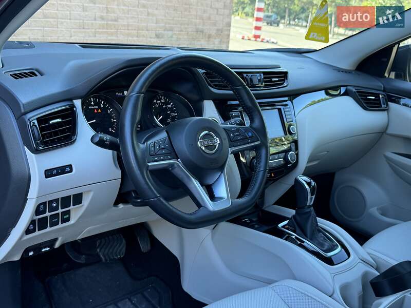 Внедорожник / Кроссовер Nissan Rogue Sport 2022 в Одессе