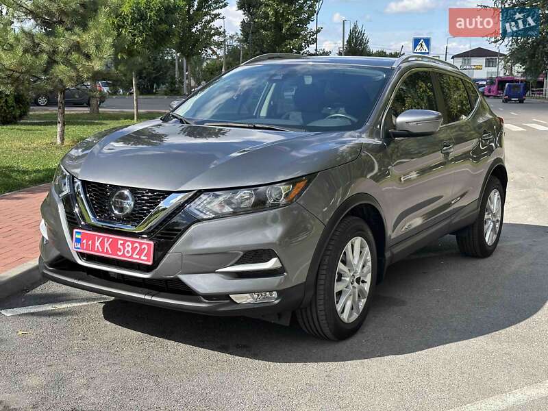 Nissan Rogue Sport 2021