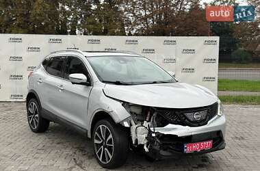 Позашляховик / Кросовер Nissan Rogue Sport 2017 в Луцьку
