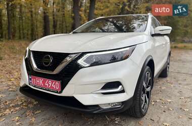 Внедорожник / Кроссовер Nissan Rogue Sport 2022 в Киеве