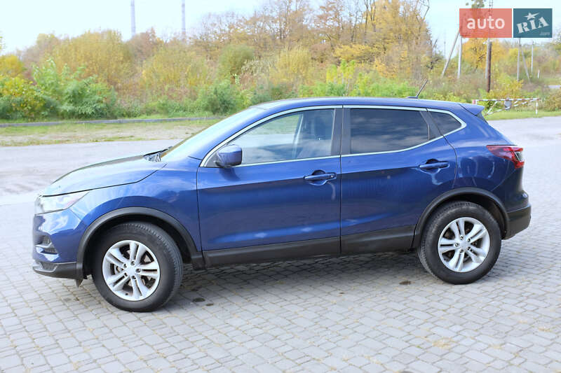 Внедорожник / Кроссовер Nissan Rogue Sport 2020 в Львове