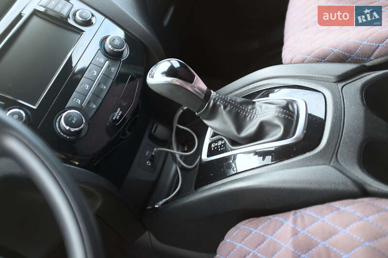 Внедорожник / Кроссовер Nissan Rogue Sport 2020 в Львове