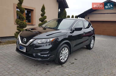 Внедорожник / Кроссовер Nissan Rogue Sport 2021 в Ивано-Франковске