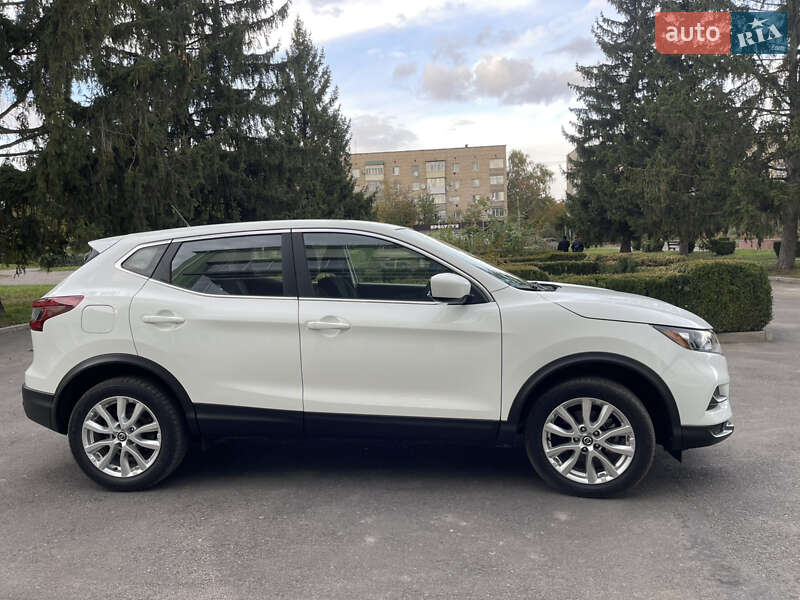 Внедорожник / Кроссовер Nissan Rogue Sport 2021 в Виннице