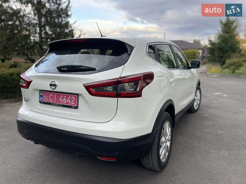 Внедорожник / Кроссовер Nissan Rogue Sport 2021 в Виннице