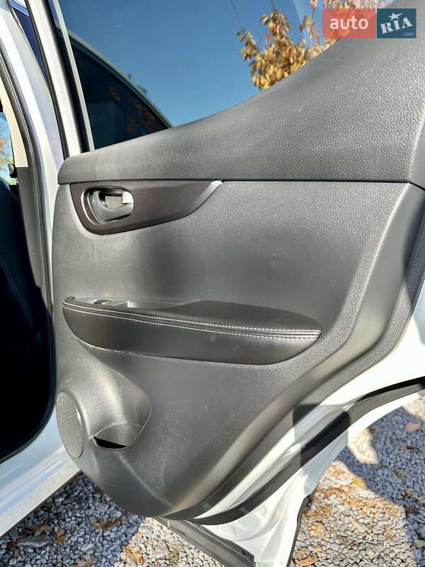 Внедорожник / Кроссовер Nissan Rogue Sport 2018 в Виннице фото 34 Внедорожник / Кроссовер Nissan Rogue Sport 2018 в Виннице