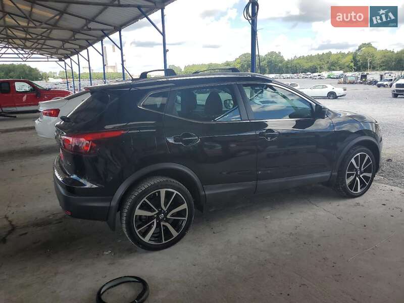 Позашляховик / Кросовер Nissan Rogue Sport 2017 в Хмельницькому фото 3 Позашляховик / Кросовер Nissan Rogue Sport 2017 в Хмельницькому