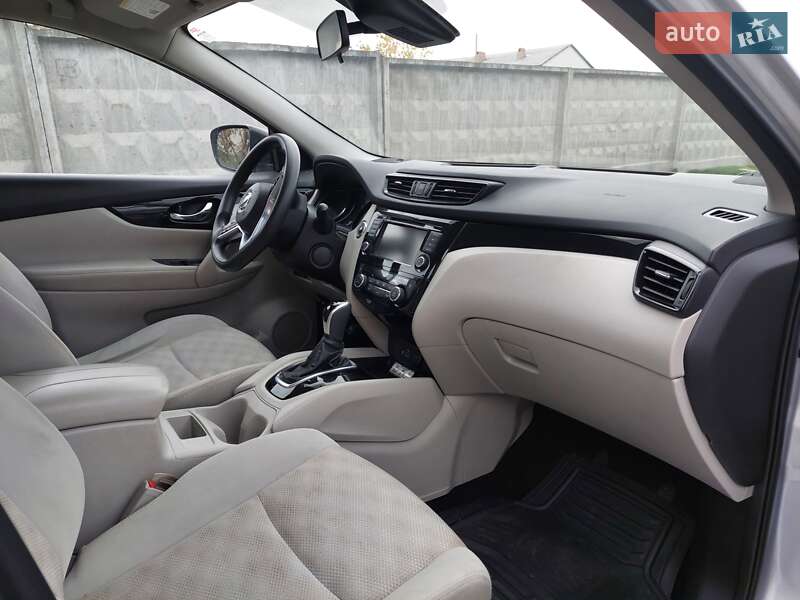 Позашляховик / Кросовер Nissan Rogue Sport 2019 в Первомайську