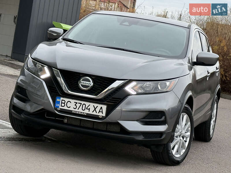 Внедорожник / Кроссовер Nissan Rogue Sport 2022 в Дрогобыче