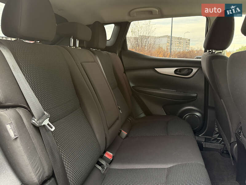 Внедорожник / Кроссовер Nissan Rogue Sport 2022 в Дрогобыче