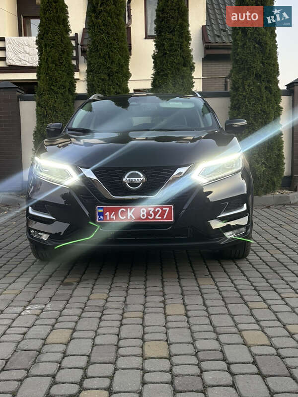 Внедорожник / Кроссовер Nissan Rogue Sport 2020 в Львове