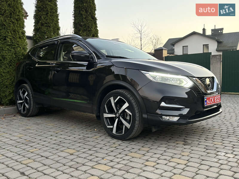Внедорожник / Кроссовер Nissan Rogue Sport 2020 в Львове