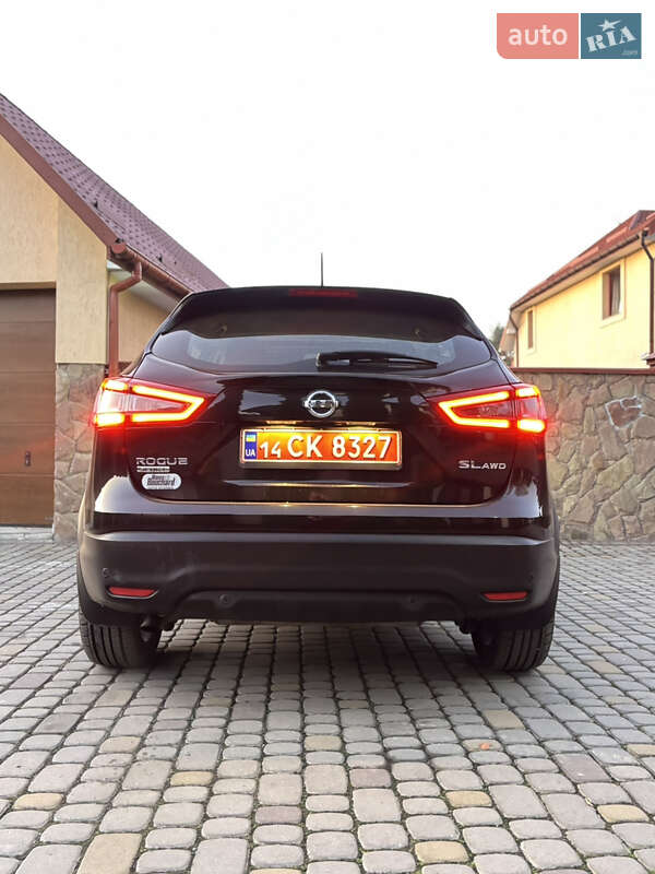 Внедорожник / Кроссовер Nissan Rogue Sport 2020 в Львове