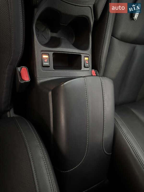 Внедорожник / Кроссовер Nissan Rogue Sport 2020 в Львове