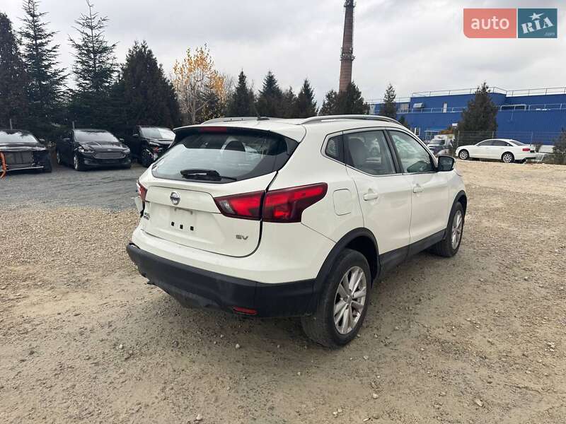 Позашляховик / Кросовер Nissan Rogue Sport 2017 в Львові фото 4 Позашляховик / Кросовер Nissan Rogue Sport 2017 в Львові