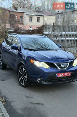 Внедорожник / Кроссовер Nissan Rogue Sport 2017 в Днепре