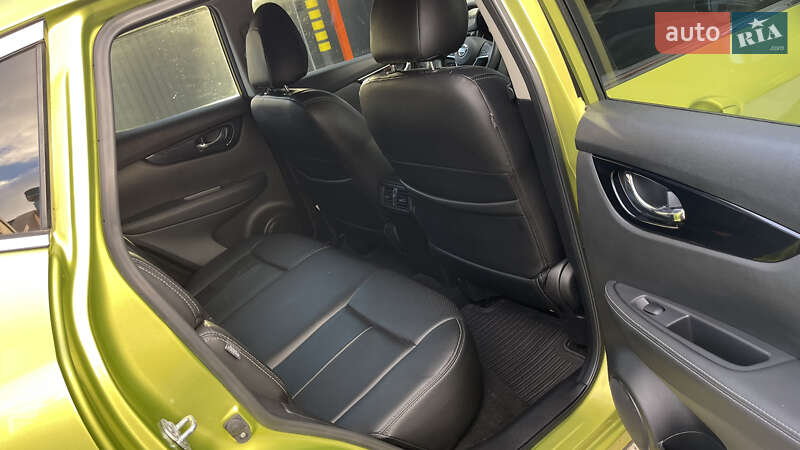 Внедорожник / Кроссовер Nissan Rogue Sport 2020 в Самборе