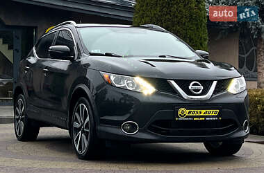 Позашляховик / Кросовер Nissan Rogue Sport 2017 в Львові