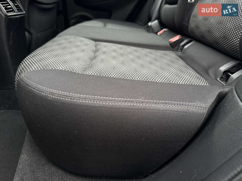 Внедорожник / Кроссовер Nissan Rogue Sport 2018 в Лубнах