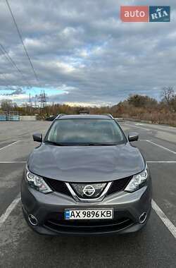 Внедорожник / Кроссовер Nissan Rogue Sport 2018 в Ирпене