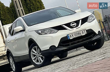 Позашляховик / Кросовер Nissan Rogue Sport 2017 в Львові