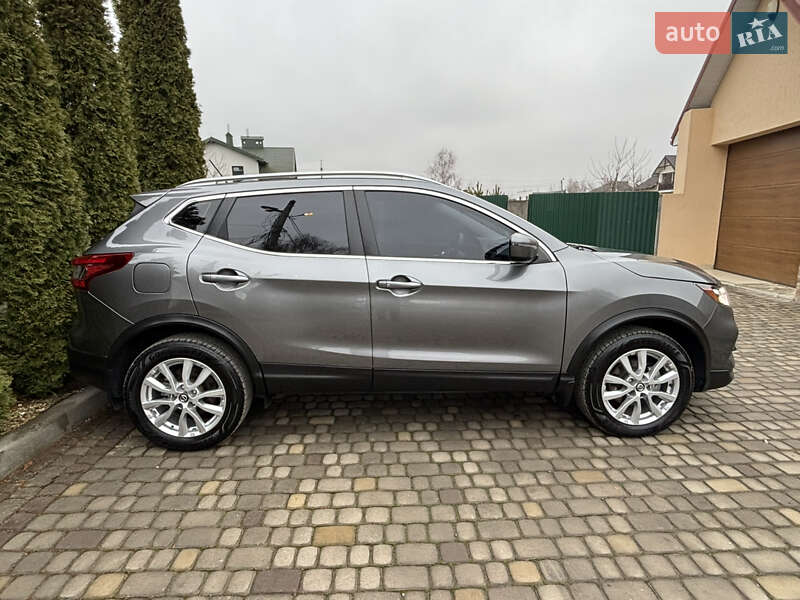 Внедорожник / Кроссовер Nissan Rogue Sport 2020 в Львове