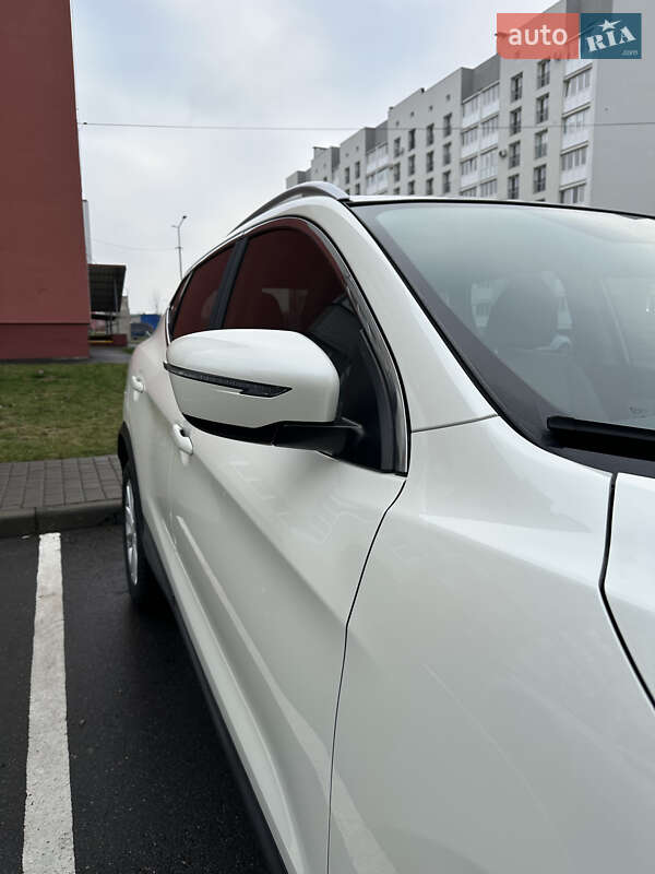 Внедорожник / Кроссовер Nissan Rogue Sport 2018 в Виннице