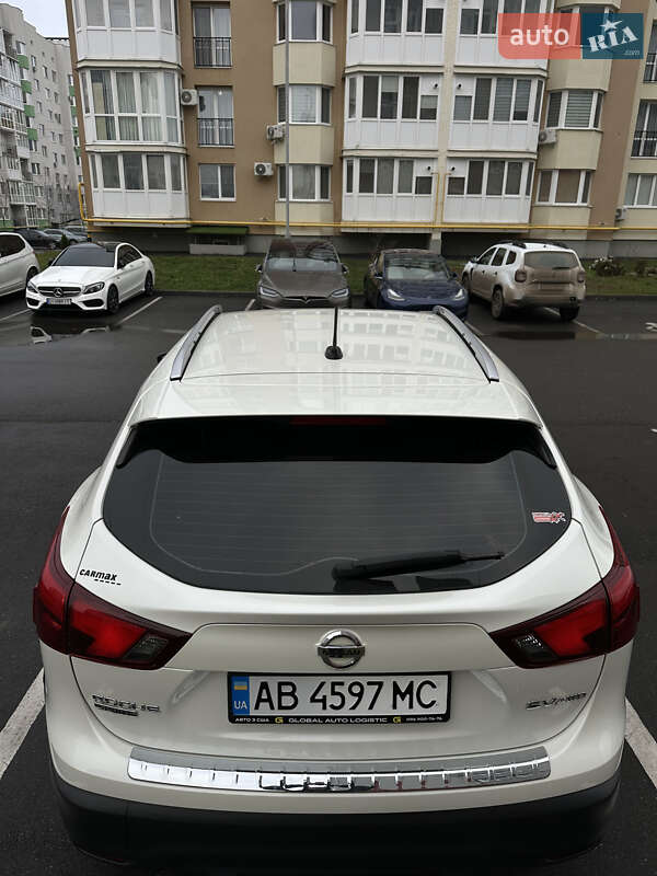 Внедорожник / Кроссовер Nissan Rogue Sport 2018 в Виннице