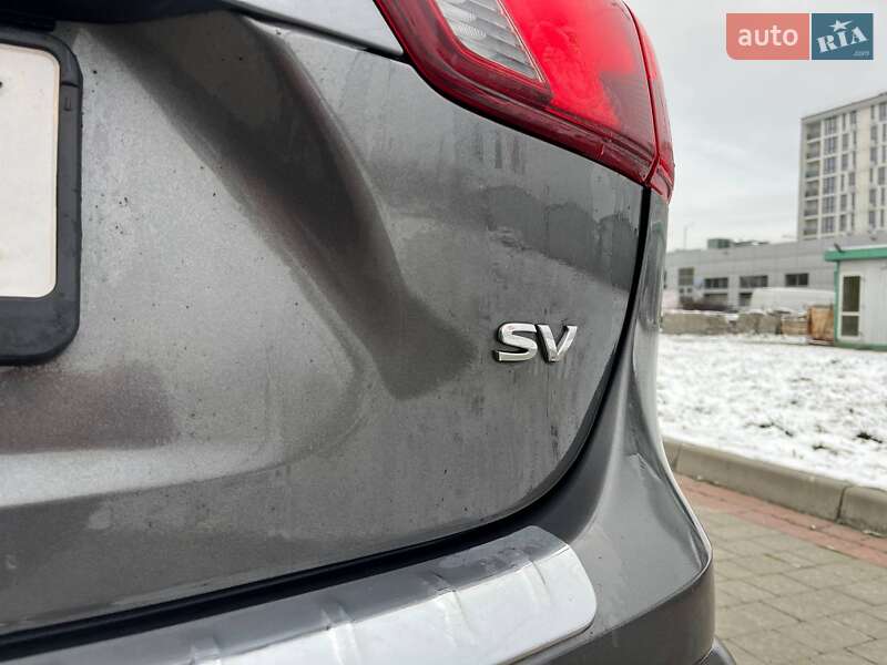 Позашляховик / Кросовер Nissan Rogue Sport 2017 в Івано-Франківську