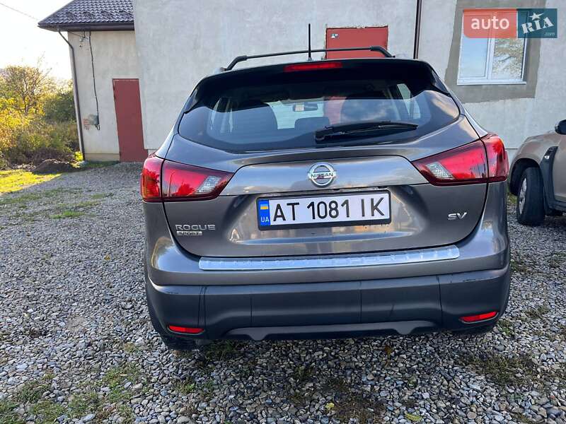 Позашляховик / Кросовер Nissan Rogue Sport 2017 в Івано-Франківську