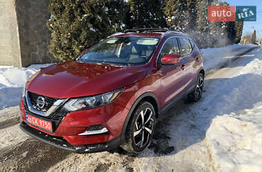 Позашляховик / Кросовер Nissan Rogue Sport 2020 в Рівному