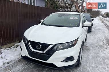 Внедорожник / Кроссовер Nissan Rogue Sport 2021 в Шумске