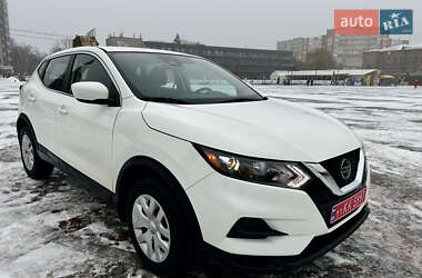 Внедорожник / Кроссовер Nissan Rogue Sport 2020 в Кременчуге