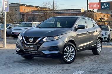 Позашляховик / Кросовер Nissan Rogue Sport 2020 в Львові