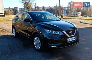 Позашляховик / Кросовер Nissan Rogue Sport 2021 в Києві