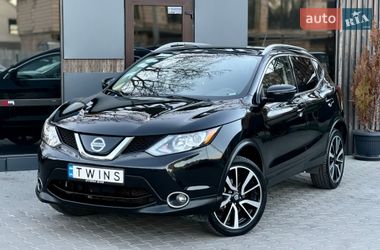 Внедорожник / Кроссовер Nissan Rogue Sport 2018 в Одессе