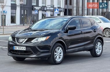 Позашляховик / Кросовер Nissan Rogue Sport 2018 в Рівному