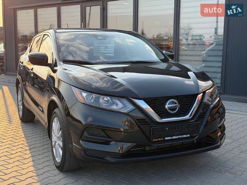 Nissan Rogue Sport 2021