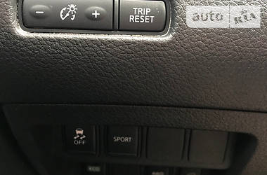 Позашляховик / Кросовер Nissan Rogue 2015 в 
