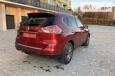 Внедорожник / Кроссовер Nissan Rogue 2016 в Луцке