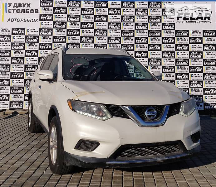 Позашляховик / Кросовер Nissan Rogue 2015 в 