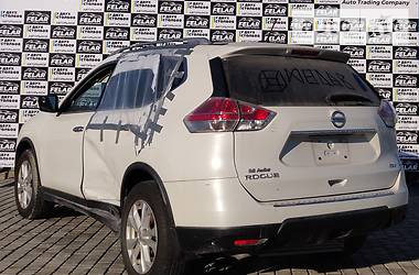 Позашляховик / Кросовер Nissan Rogue 2015 в 