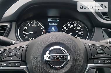 Позашляховик / Кросовер Nissan Rogue 2016 в Чернігові