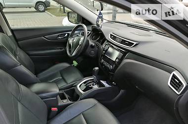Позашляховик / Кросовер Nissan Rogue 2014 в 