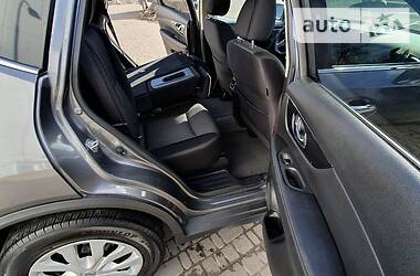 Позашляховик / Кросовер Nissan Rogue 2017 в 