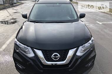 Внедорожник / Кроссовер Nissan Rogue 2017 в Здолбунове