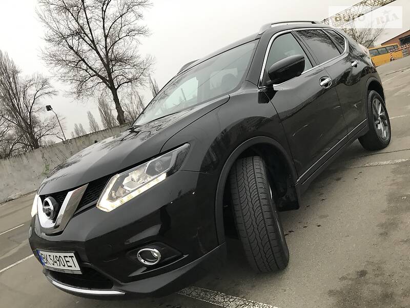 Позашляховик / Кросовер Nissan Rogue 2015 в Києві