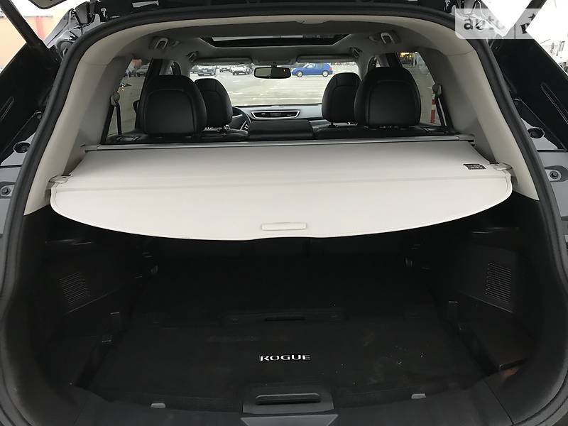 Позашляховик / Кросовер Nissan Rogue 2015 в Києві