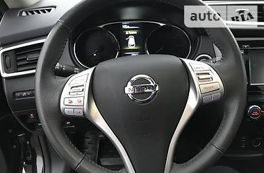 Позашляховик / Кросовер Nissan Rogue 2015 в 
