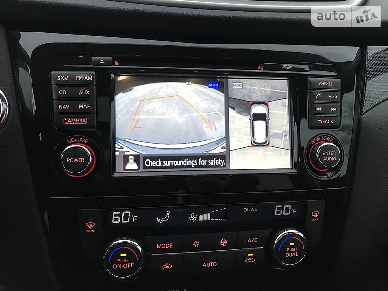 Позашляховик / Кросовер Nissan Rogue 2015 в Києві